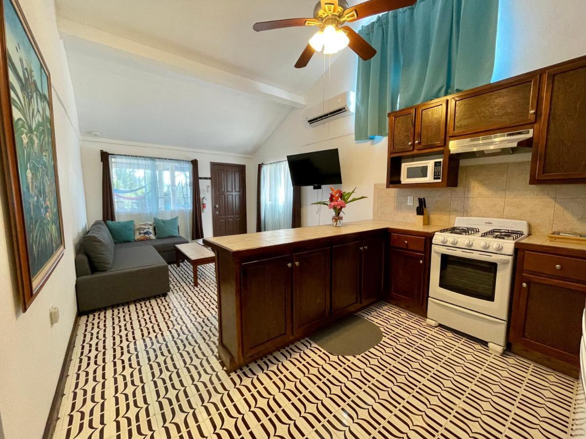 Parham Plaza Hotel San Pedro  Εξωτερικό φωτογραφία