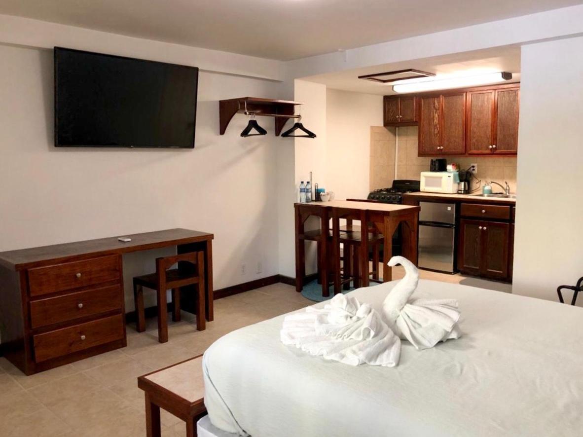Parham Plaza Hotel San Pedro  Εξωτερικό φωτογραφία