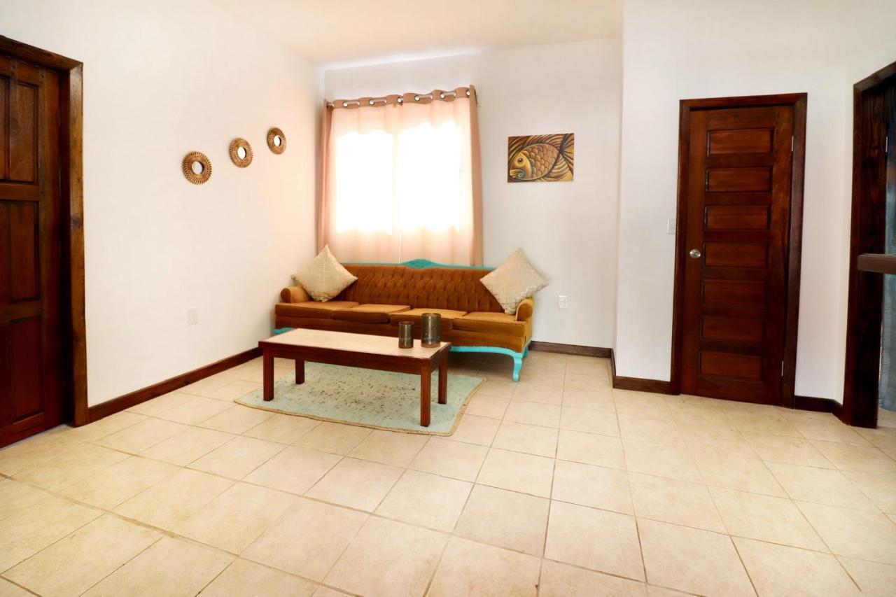 Parham Plaza Hotel San Pedro  Εξωτερικό φωτογραφία